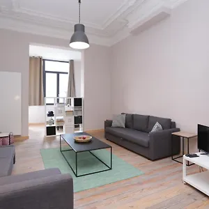 parlamentarium-apartment.brusselshotelsbook.com/